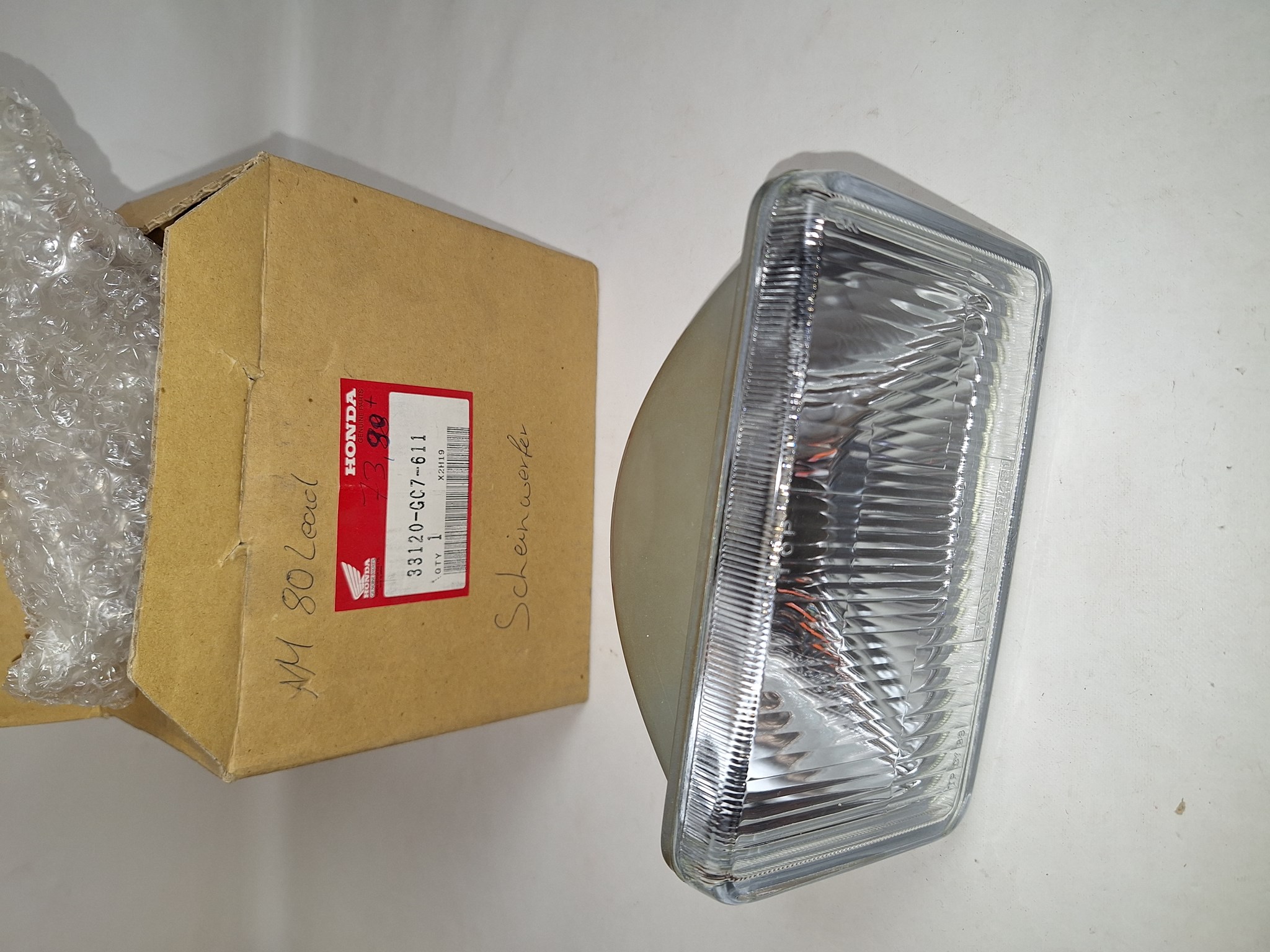 Picture of UNIT,HEAD LIGHT  33120-MC5-612